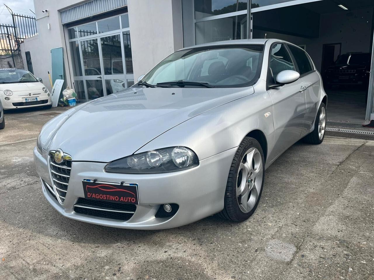 Alfa Romeo 147 1.9 JTD MTJ 16V 5 porte Dist.