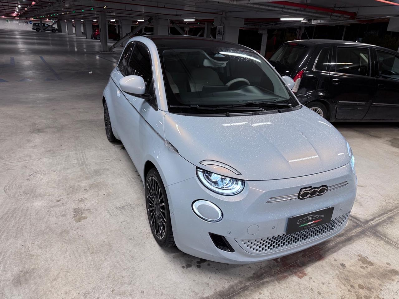 Fiat 500 500e 42 kWh La Prima - AUTO FULL