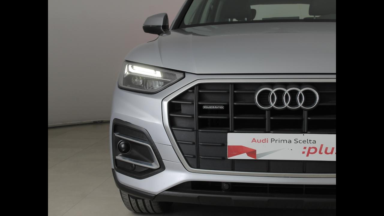 AUDI Q5 II 2020 - Q5 40 2.0 tdi mhev 12V quattro s-tronic