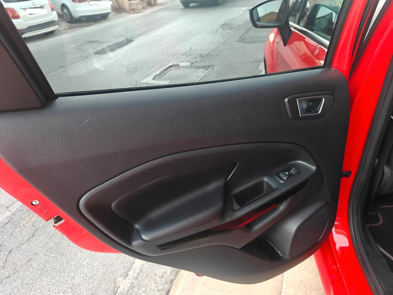 Ford EcoSport 1.5 TDCi Titanium ST LINE