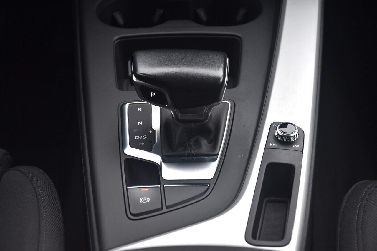 Audi A4 Avant 35 TDI mhev S tronic S-line Edition