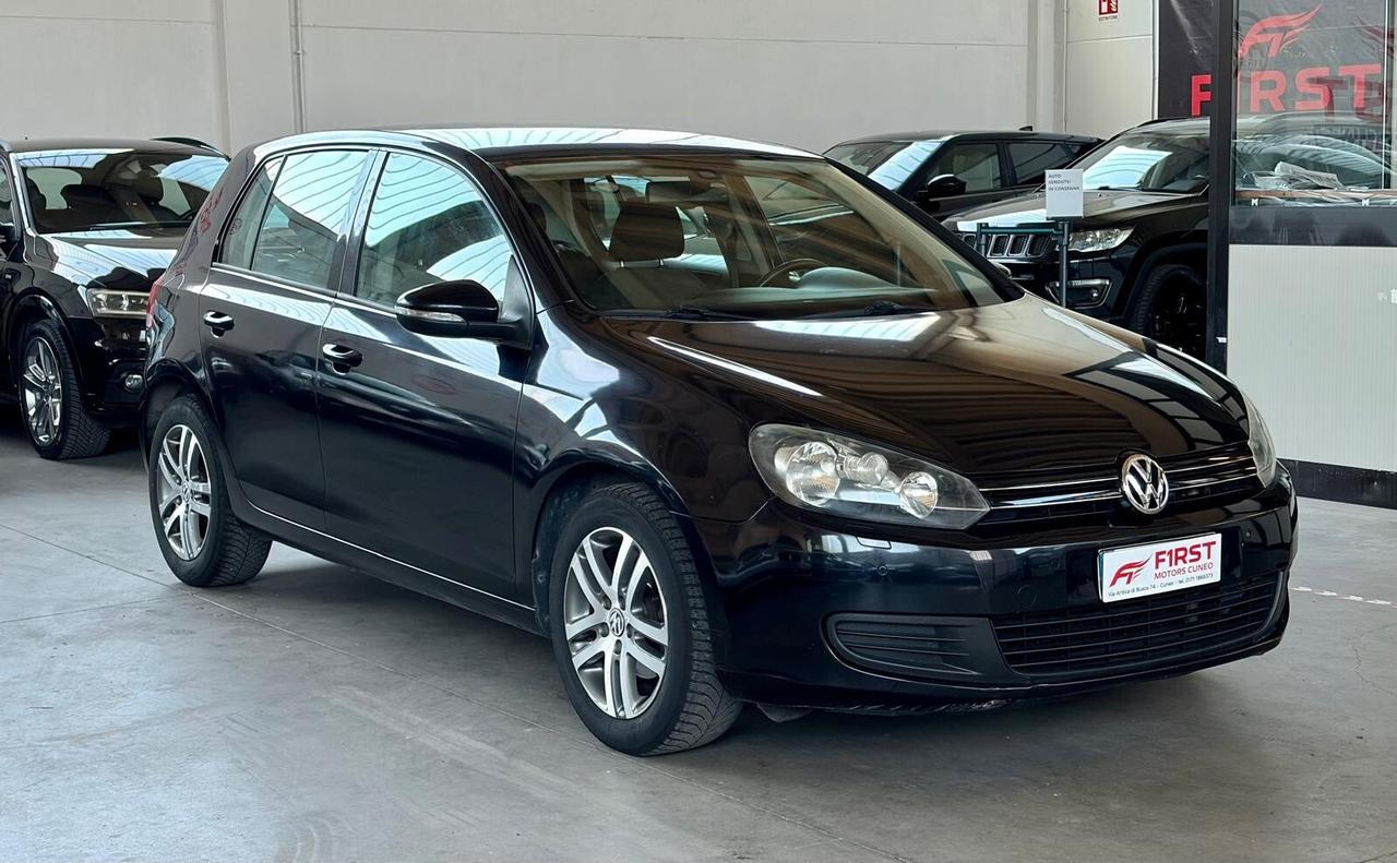 Volkswagen Golf 1.6 TDI DPF 5p. Highline