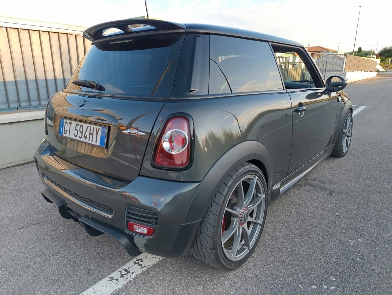 Mini John Cooper Works 211cv #GM