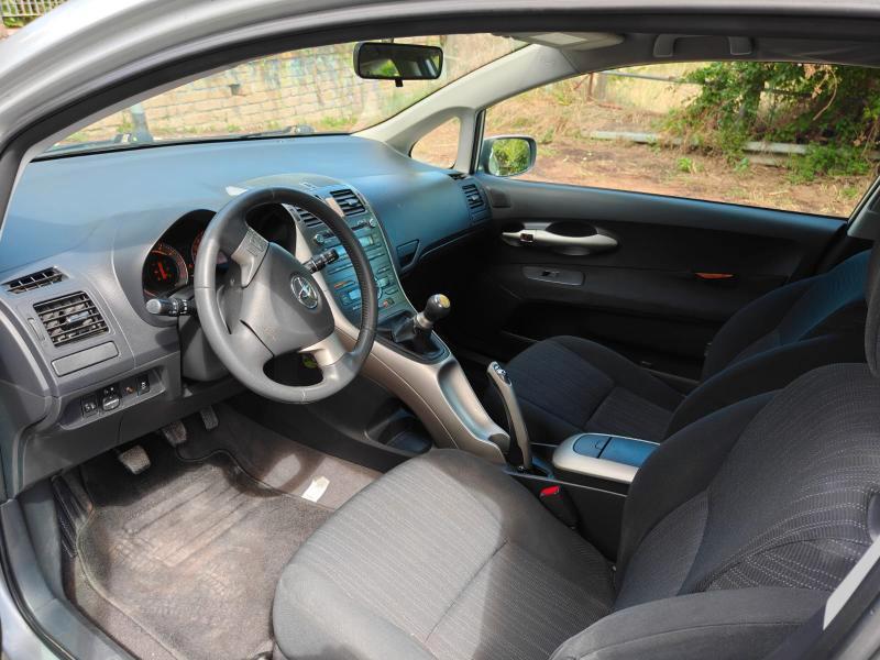 Toyota Auris 3 Porte Auris 3p 1.4 Sol km 134000