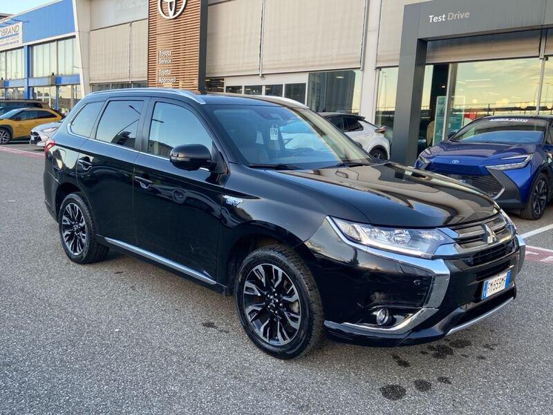 Mitsubishi Outlander PHEV 2.0 PHEV 4WD AUTO INSTYLE PLUS SDA