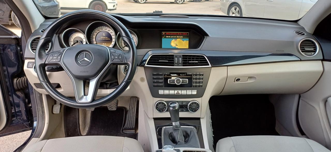 Mercedes-benz C 220 CDI Coupé Avantgarde
