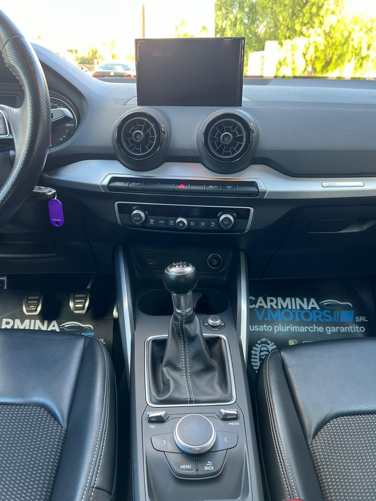 Audi Q2 1.6 TDI SLINE manuale
