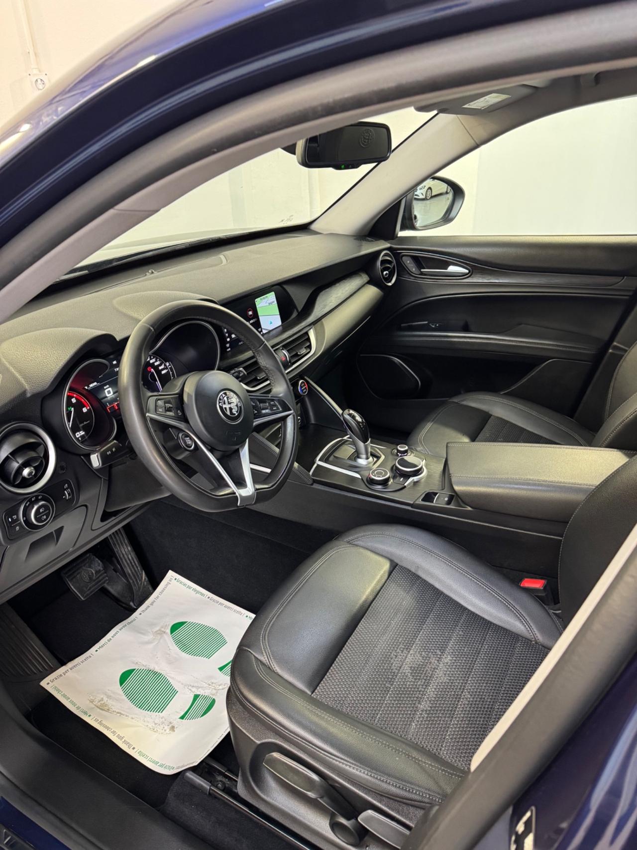 Alfa Romeo Stelvio 2.2 Turbodiesel 180 CV AT8 RWD Business