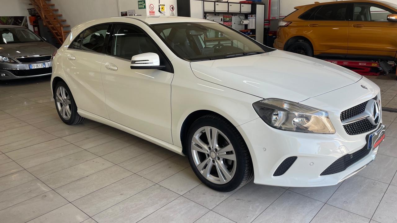 Mercedes-benz A 180 d Premium