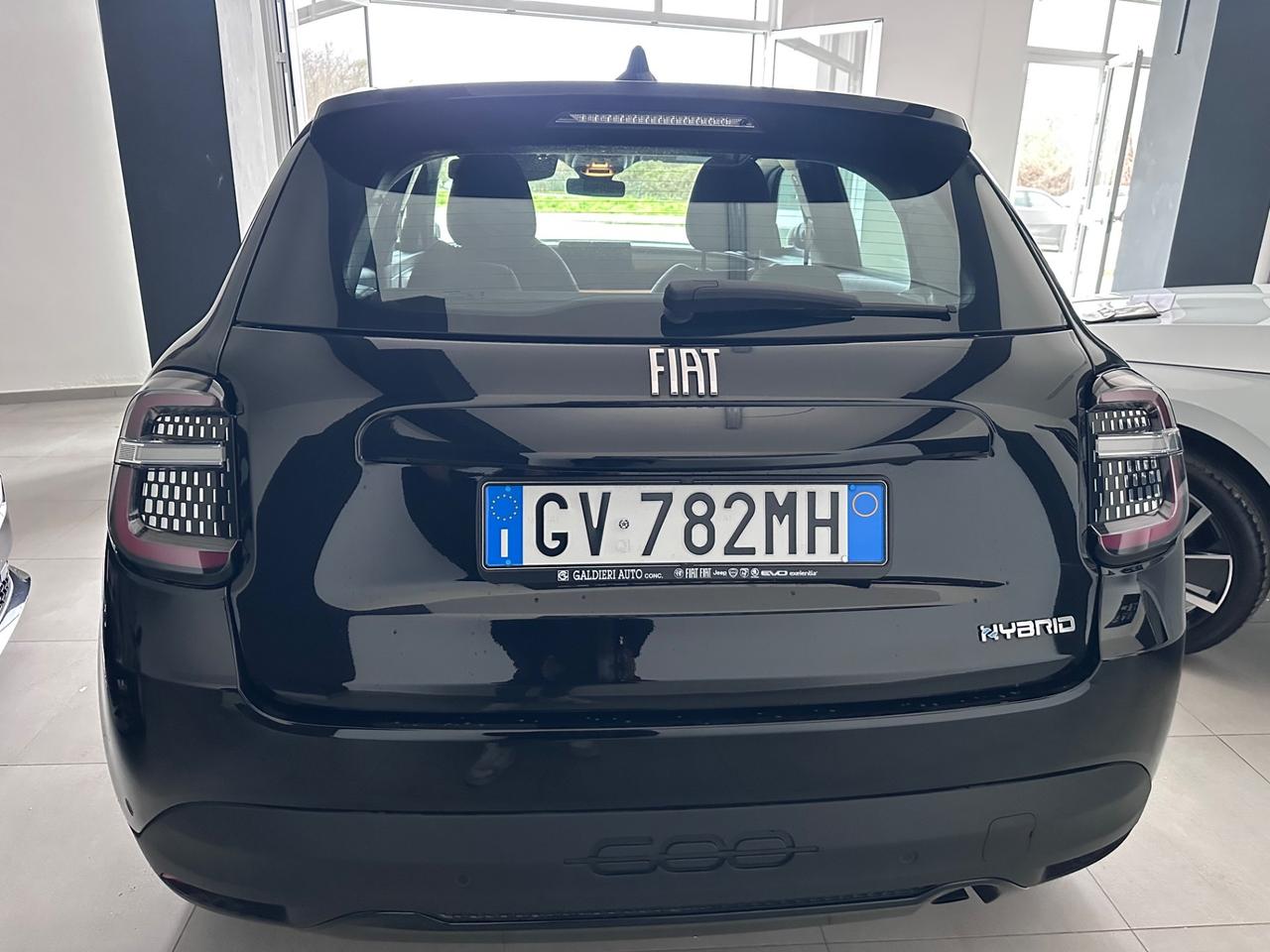 Fiat 600 Hybrid 110 CV DCT MHEV La Prima II