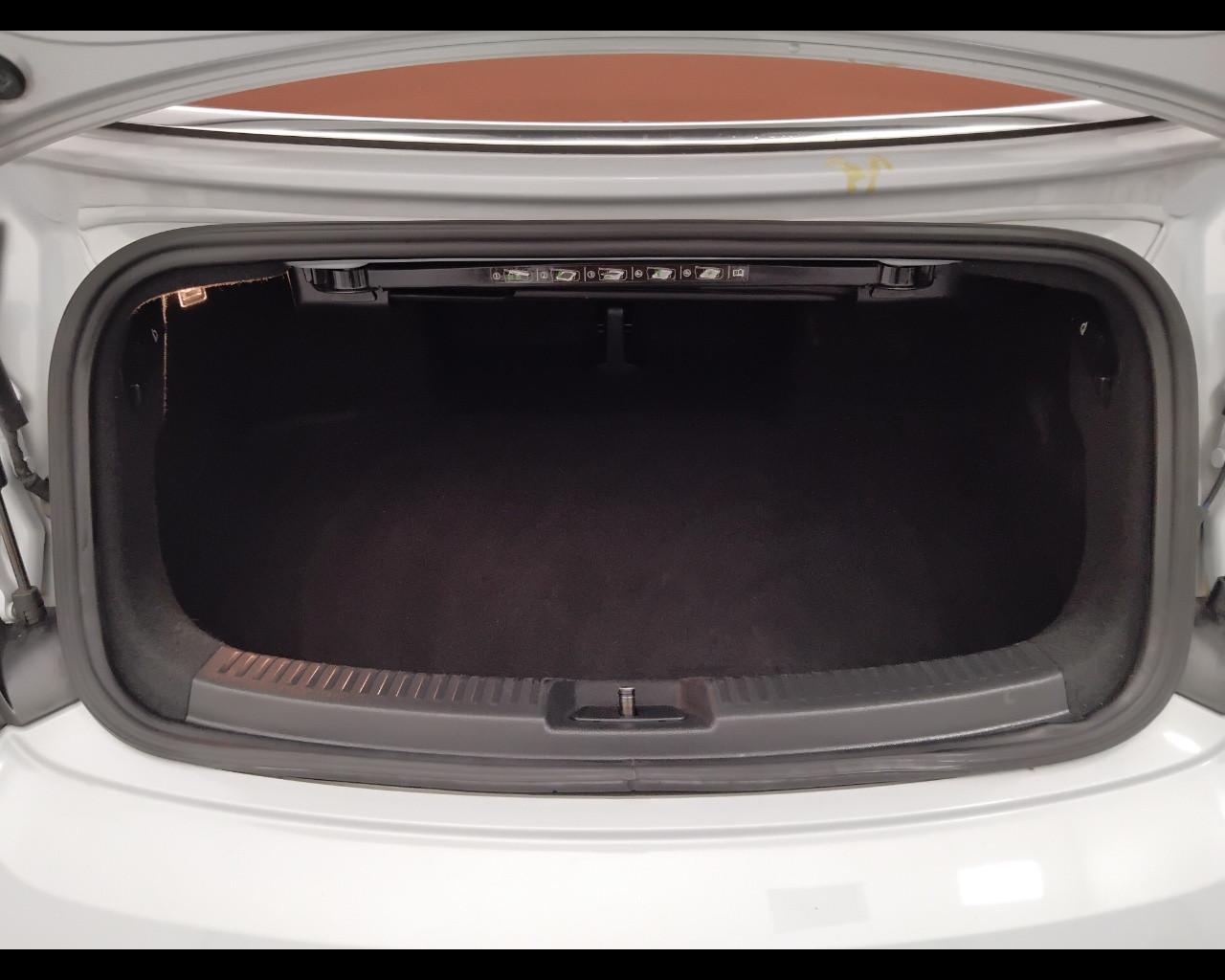 VOLKSWAGEN Maggiolino 2017 Cabrio - Maggiolino Cabrio 2.0 tdi Design 11