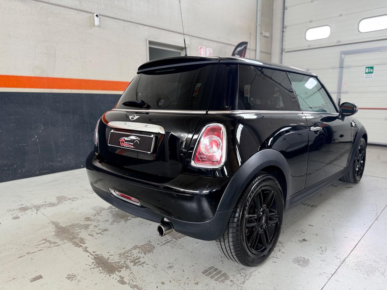 Mini 1.6 16V Cooper NEOPATENTATI