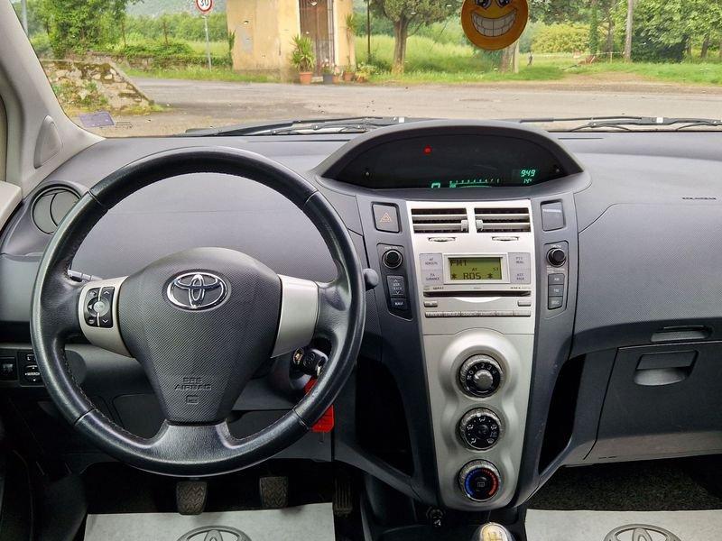 Toyota Yaris 2ª serie 1.0 5 porte