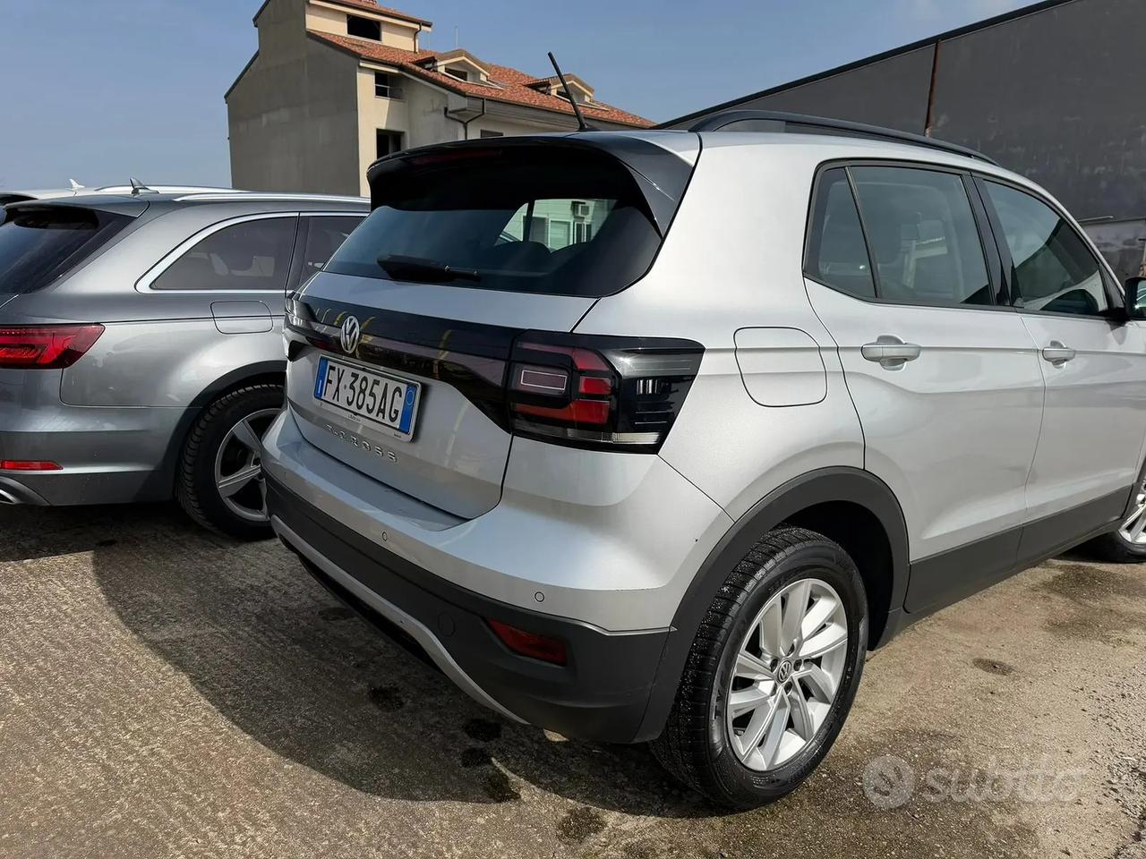 Volkswagen t-cross