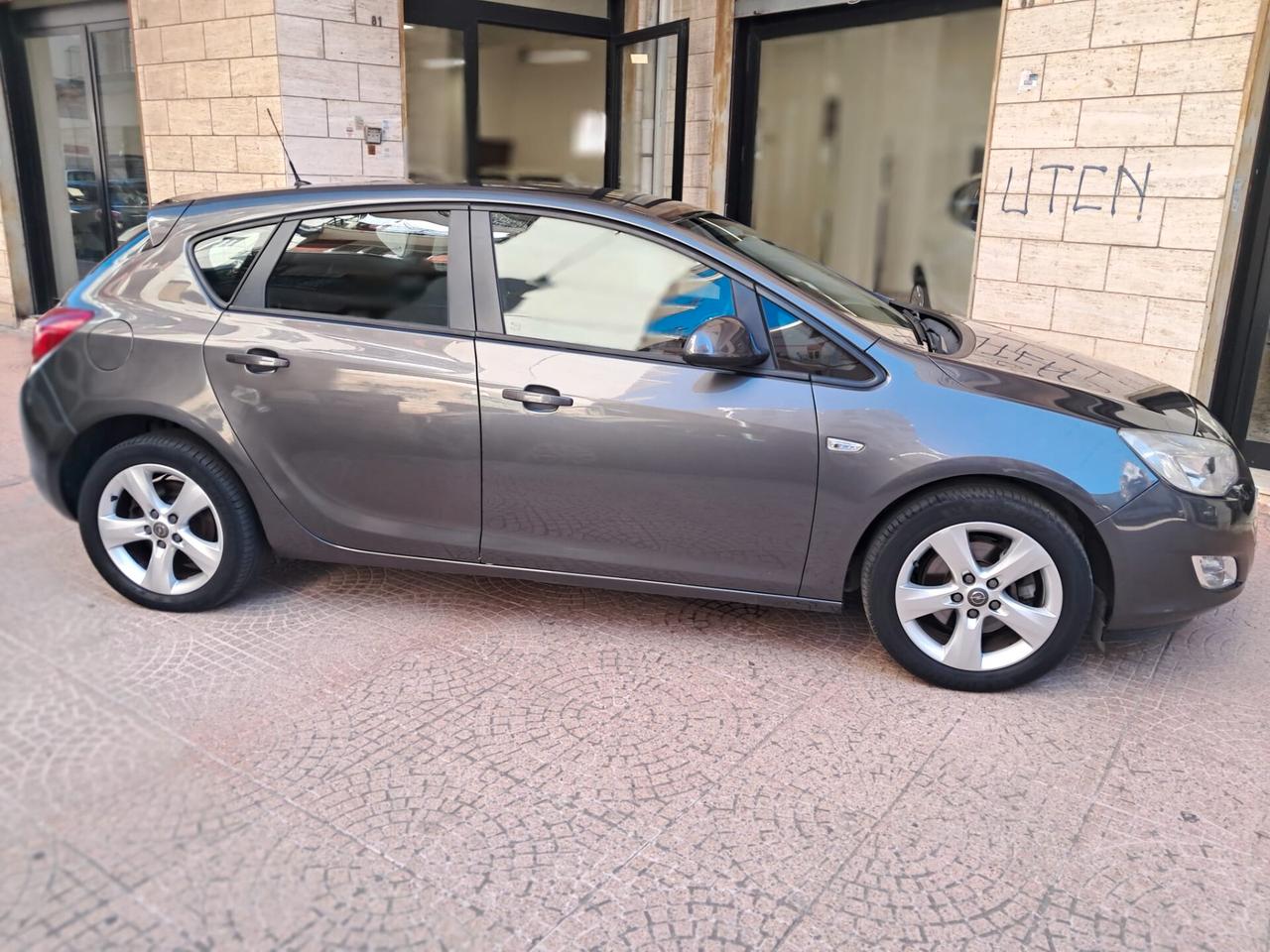 Opel Astra 1.7 CDTI 110CV 5 porte Elective-Euro4990