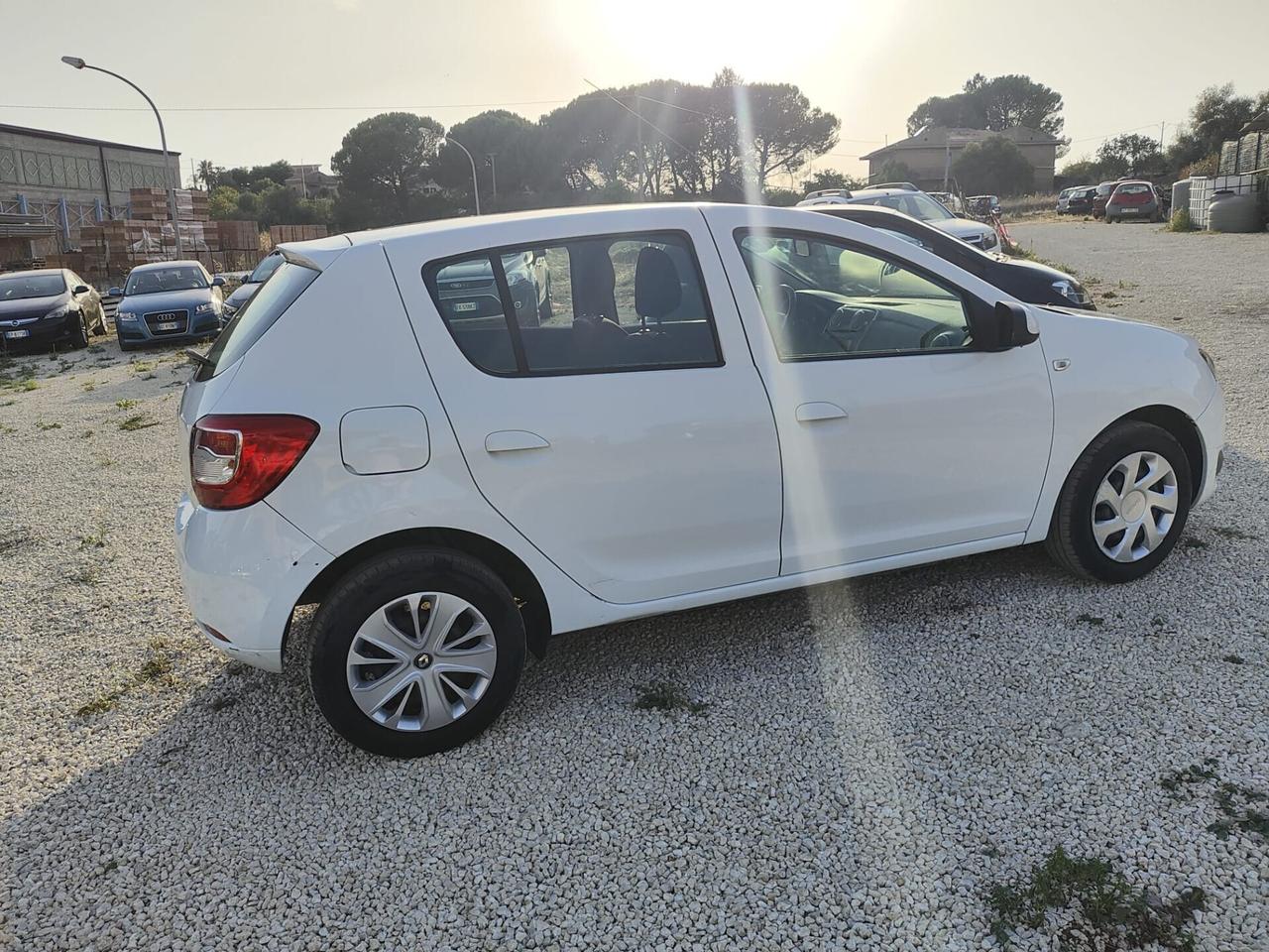 Dacia Sandero 1.2 GPL 75CV Lauréate