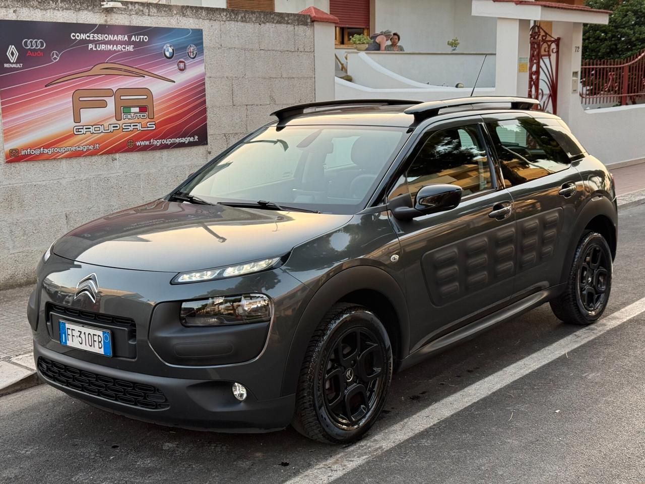 Citroen C4 Cactus 1.2 82CV Shine *CAMERA - 2016