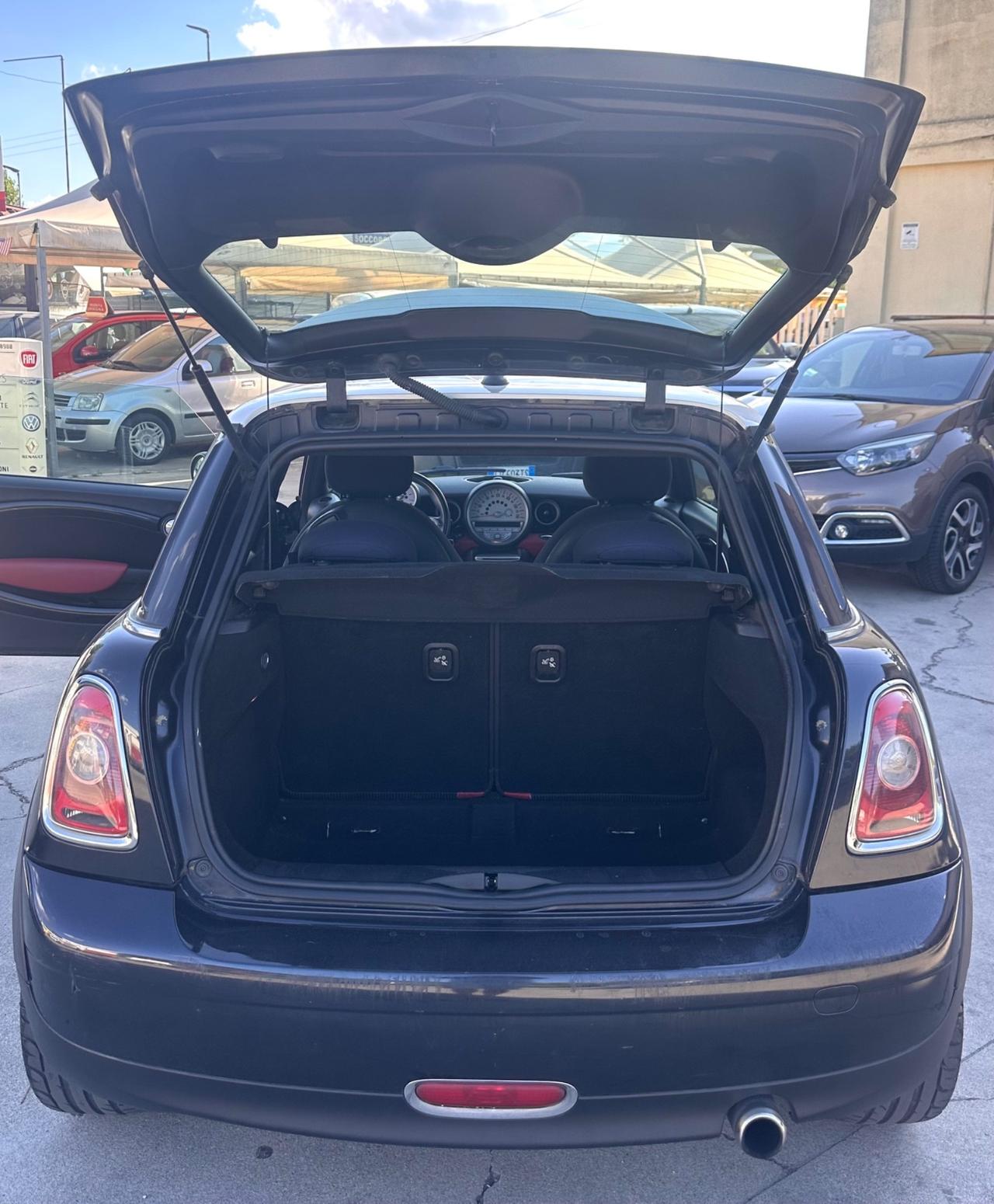 Mini 1.6 Tdi 109cv Cooper D Pepper NEOPATENTATI