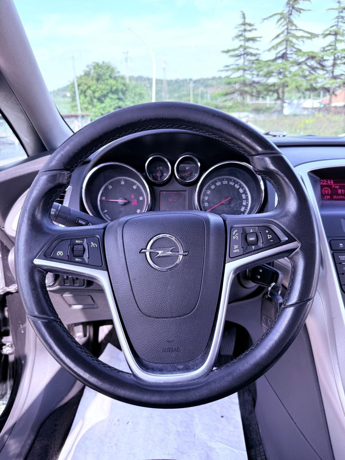 Opel Astra 1.7 CDTI 110CV Sports Tourer Cosmo