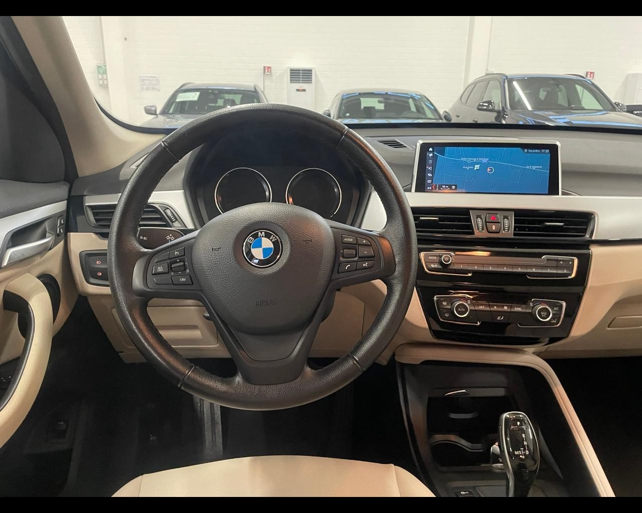 BMW X1 (F48) - X1 sDrive16d Business Advantage