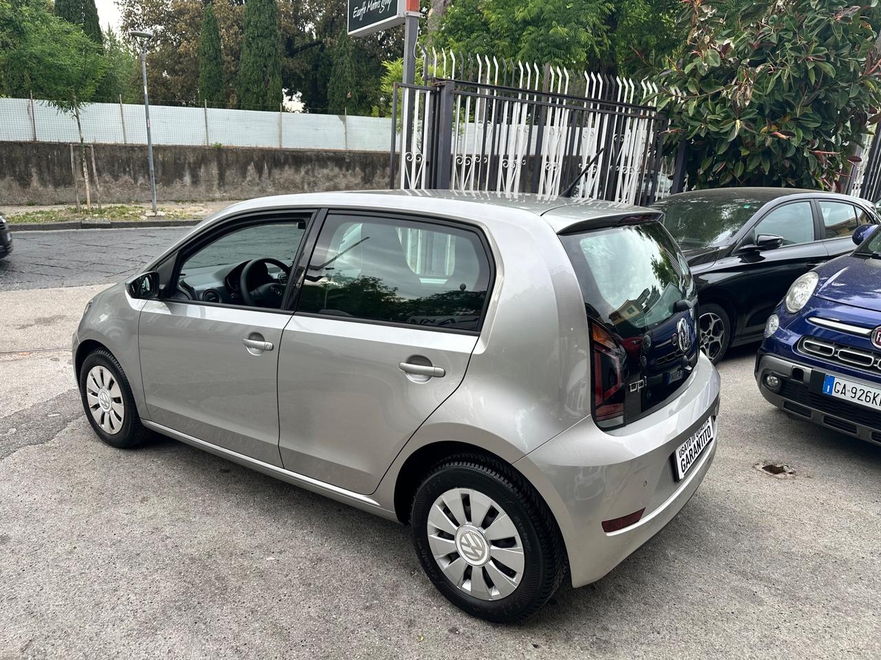 Volkswagen up! 1.0 75 CV 5p. move