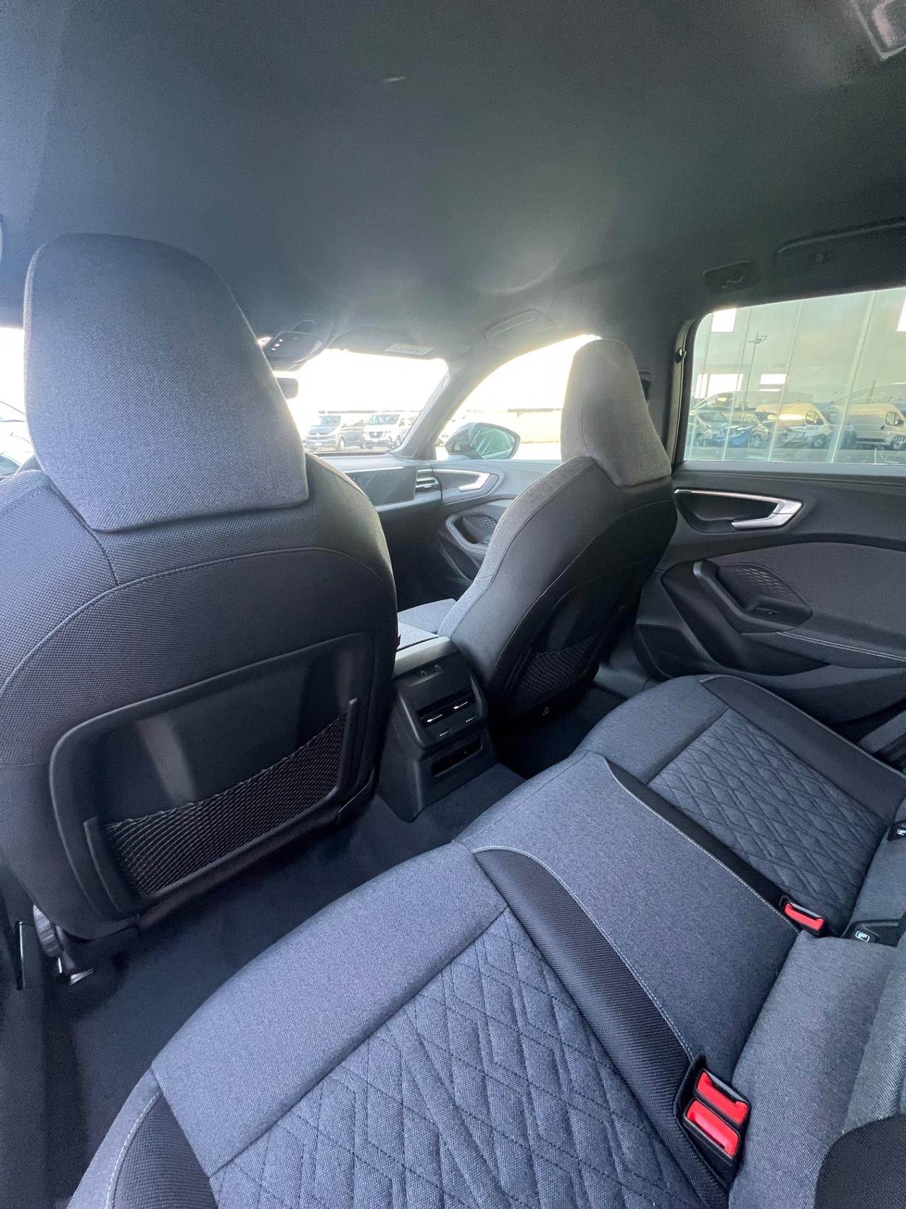 Audi A5 Avant TFSI 150 kW S tronic Line edition Possibilità noleggio no scoring