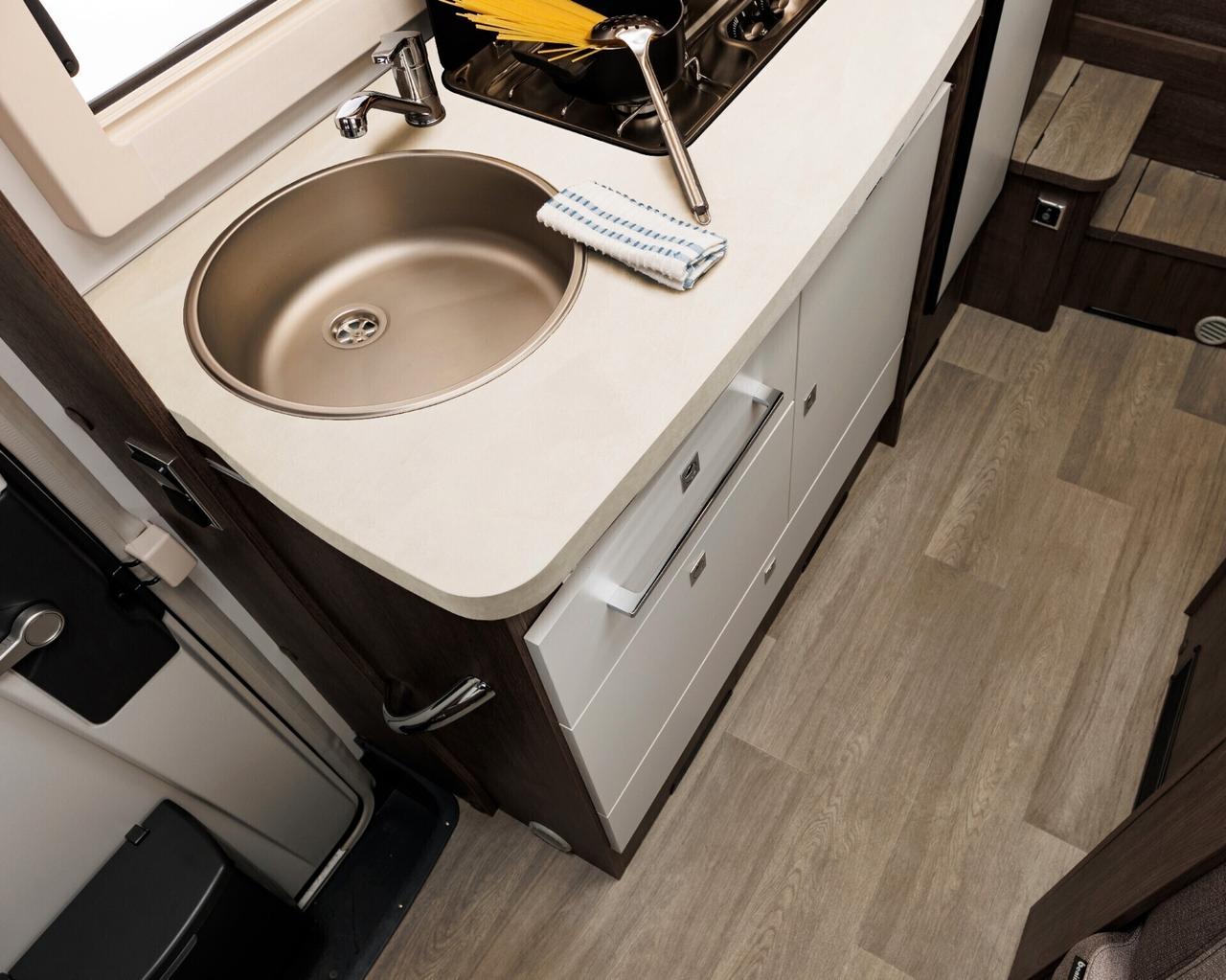 Benimar SPORT S 340 5 POSTI 676 CM