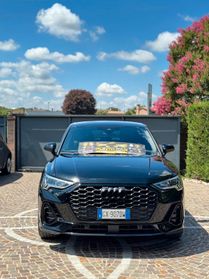 Audi Q3 SPB 35 TDI S tronic Identity Black