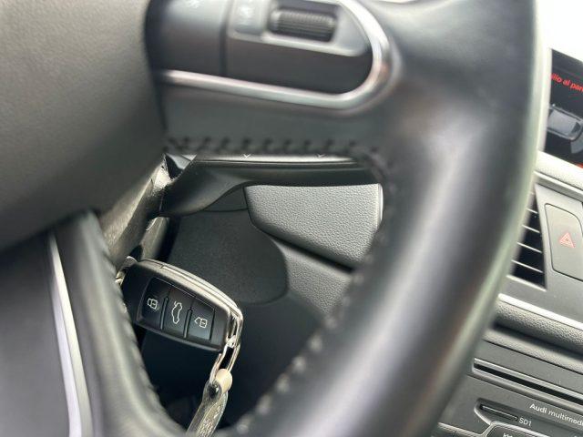 AUDI Q3 2.0 TDI 150 CV Business