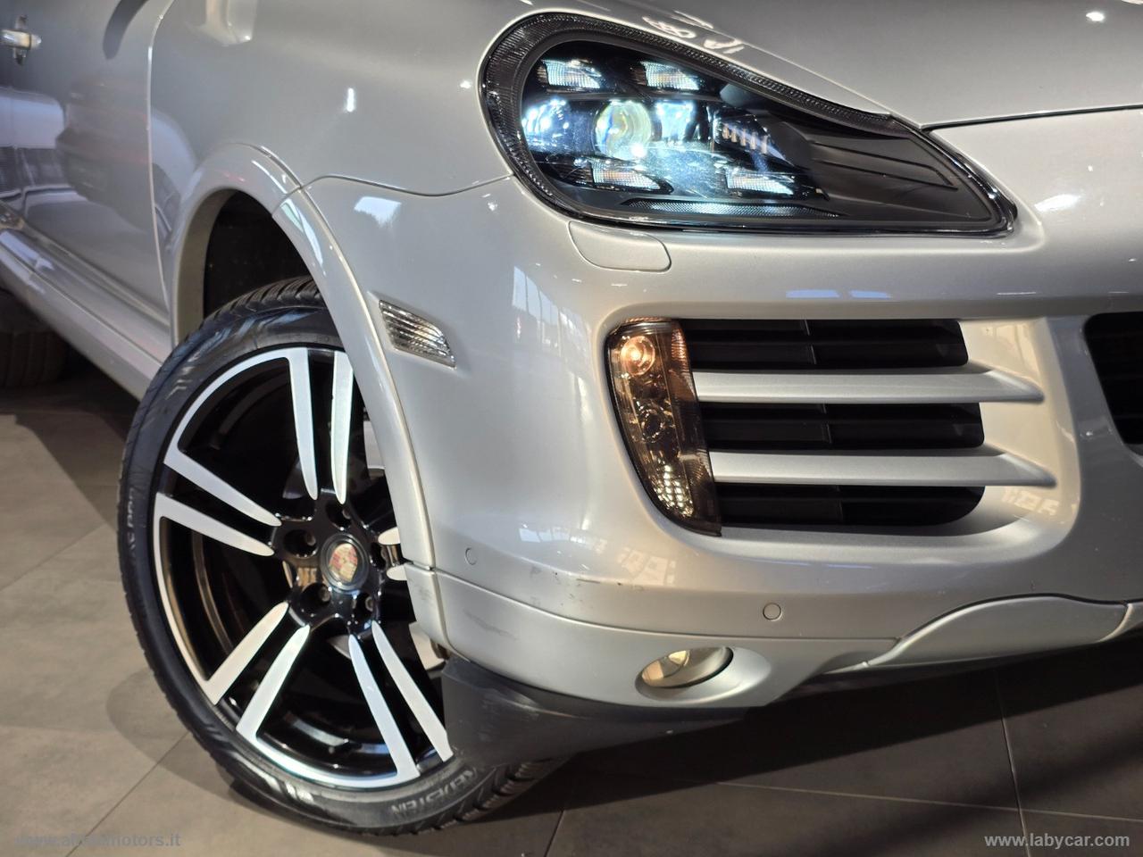 PORSCHE Cayenne S