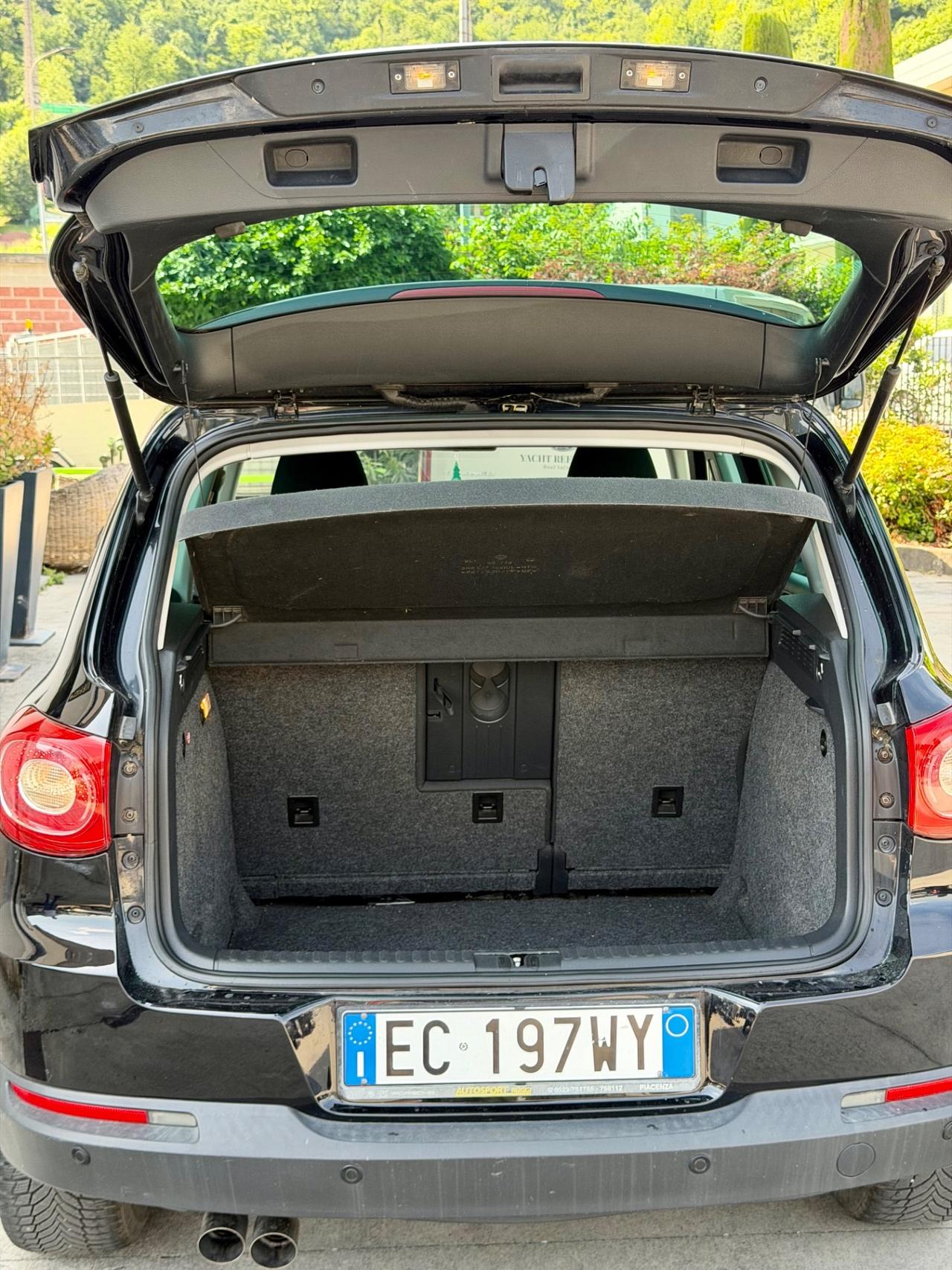 Volkswagen Tiguan 2.0 TDI DPF 4MOTION DSG Sport & Style