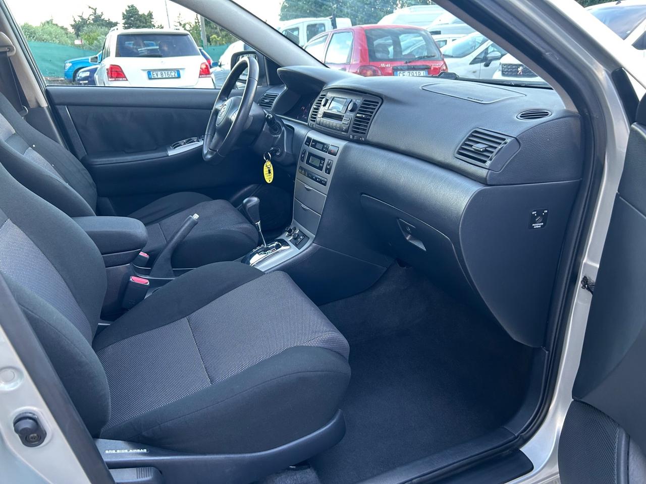 Toyota Corolla 1.4 D-4D Cambio automatico 5 porte