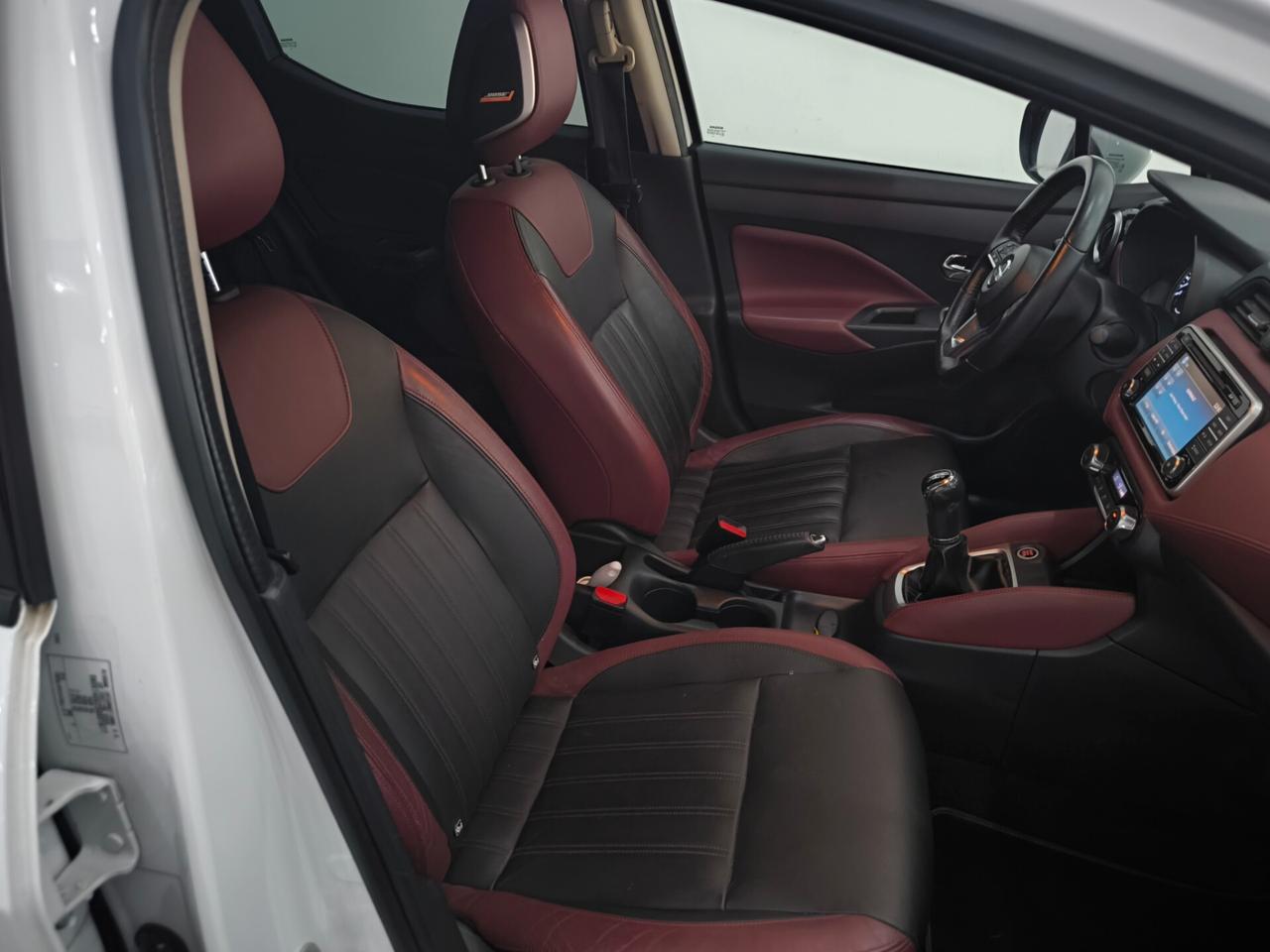 Nissan Micra 0.9 IG-T 12V 5 porte Tekna