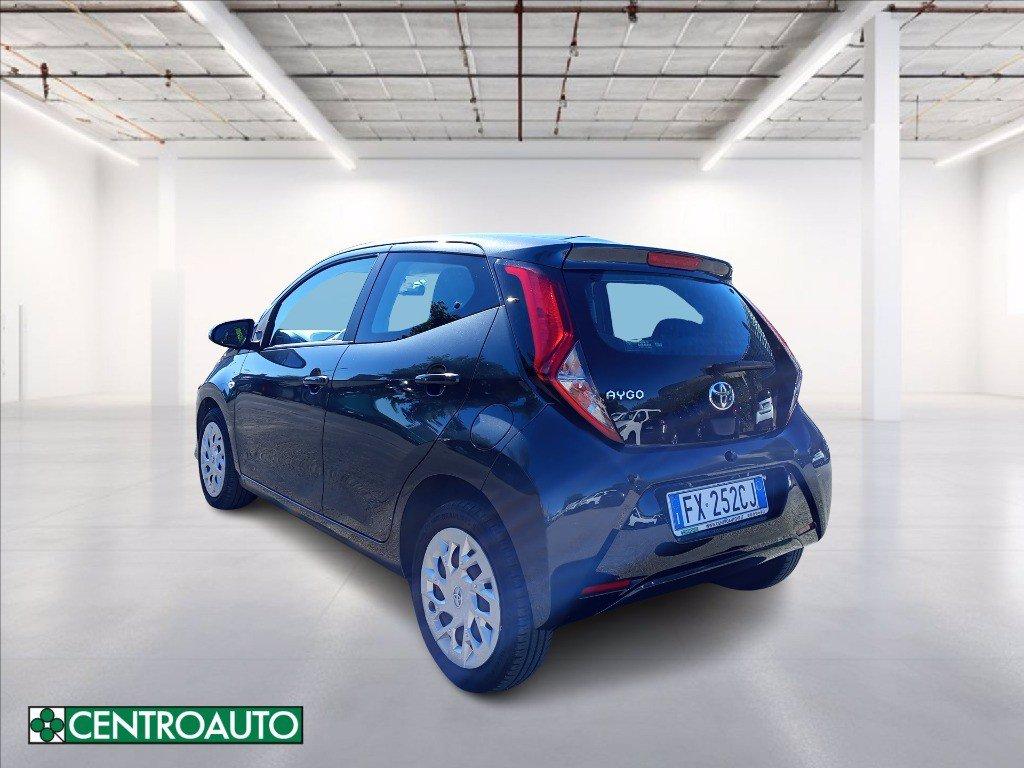 TOYOTA Aygo 5p 1.0 x-business m-mt 72cv del 2019