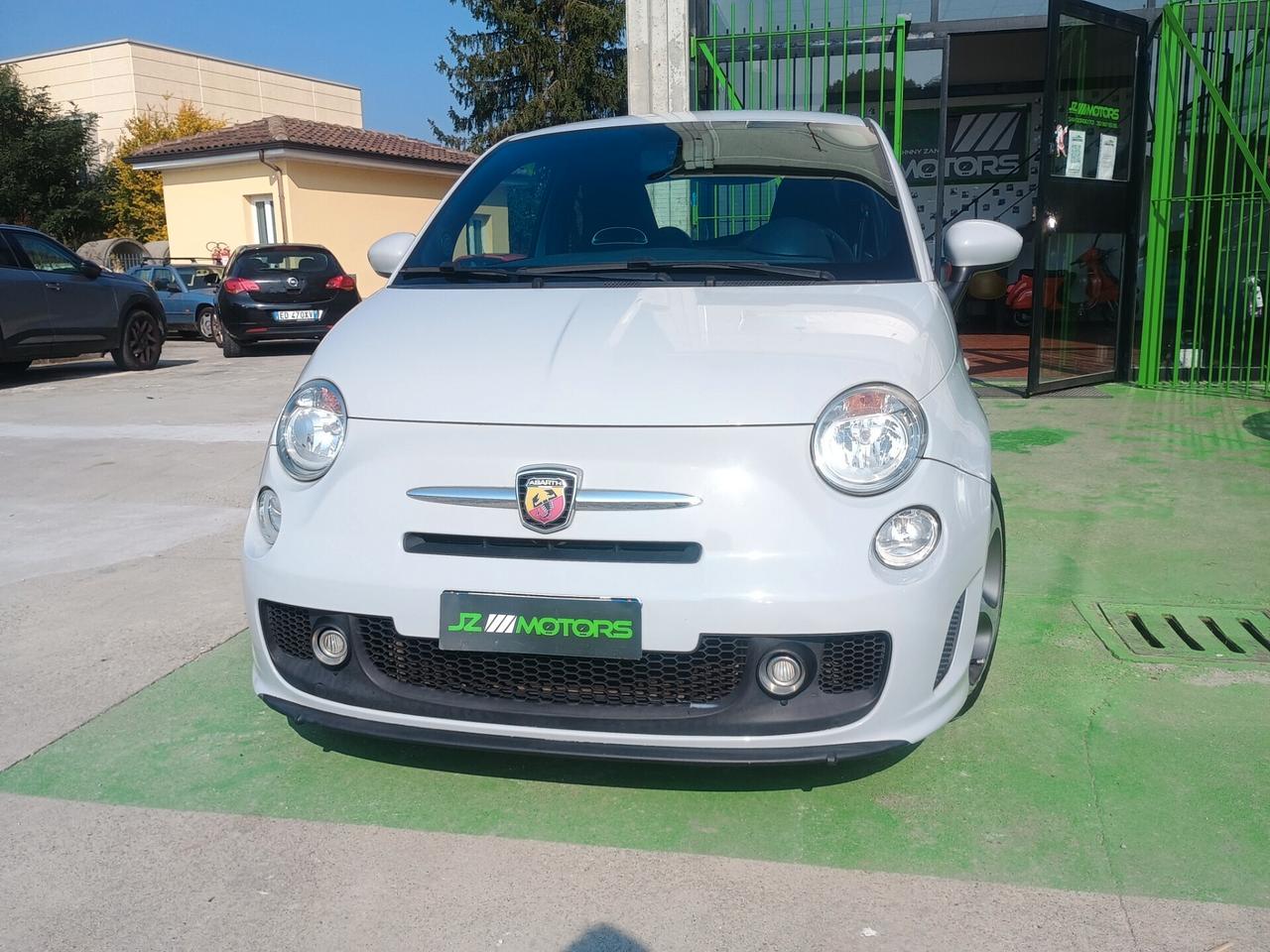 Abarth 595 1.4 160CV ESSESE