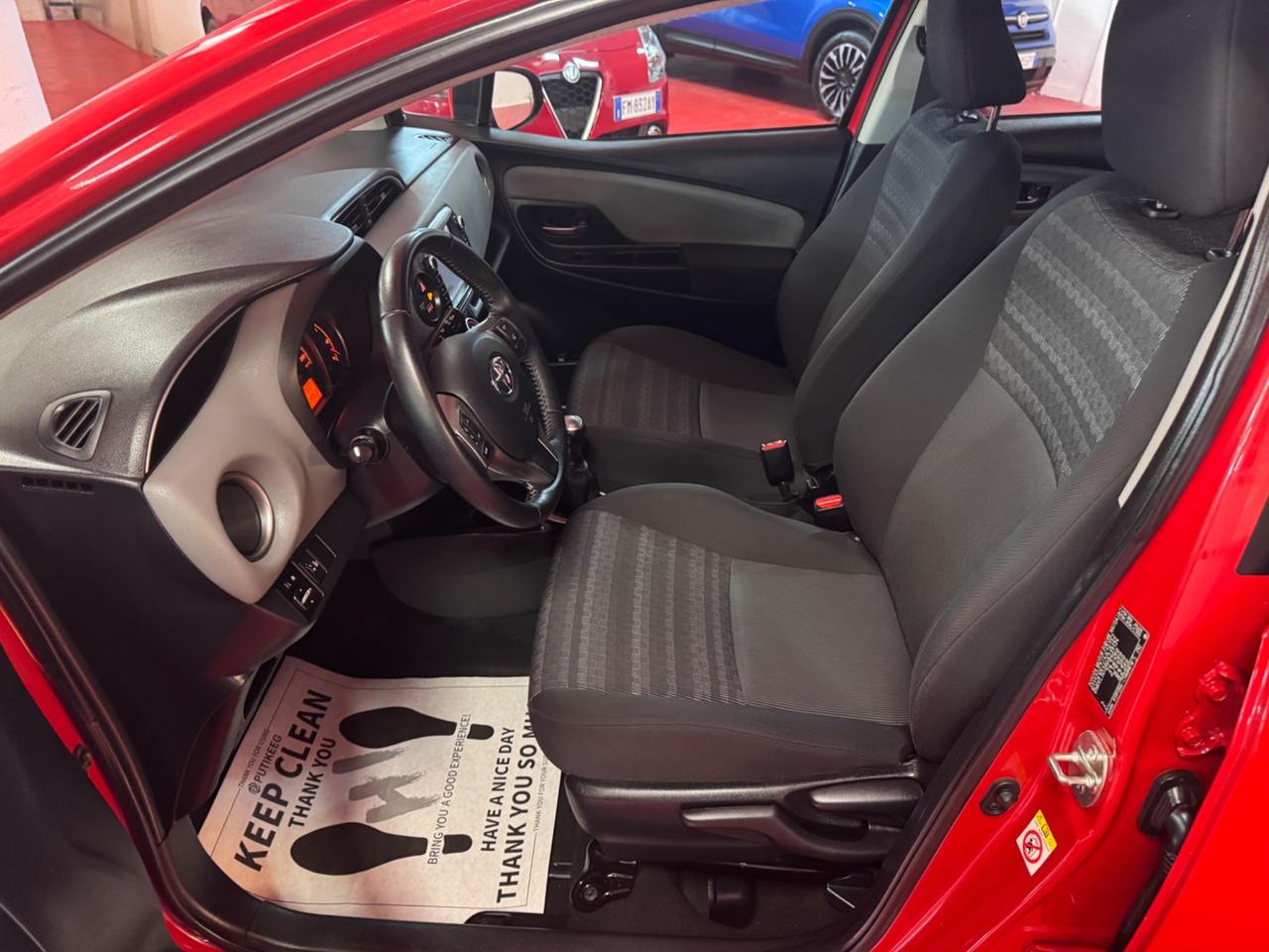 Toyota Yaris 1.0 5 porte Lounge KM47000