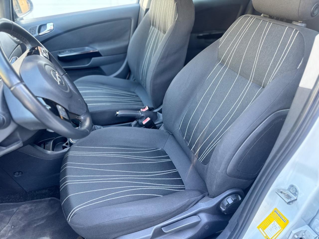 Opel Corsa 1.2 5 porte Edition 2010