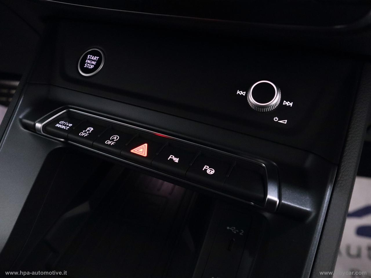 AUDI Q3 2.0TDI S-line FULL LED PELLE NAVI 360 B&O RETROCAMERA MATRIX