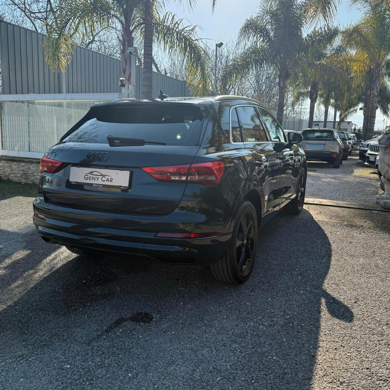 Audi Q3 2.0 TDI 150 CV S tronic S line Edition