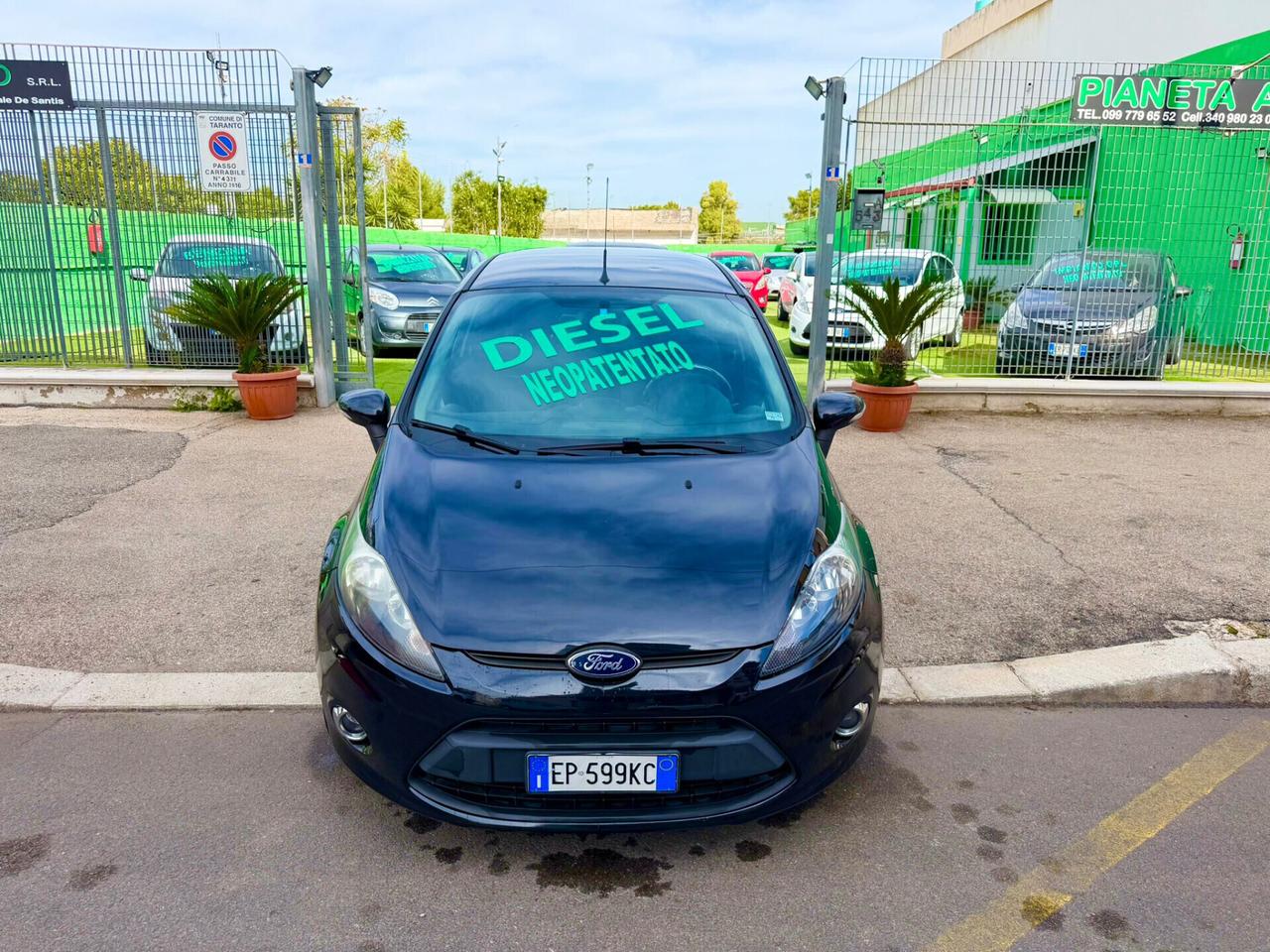 Ford Fiesta 1.4 TDCi DIESEL 70CV 5 porte - Anno 11/2012 - NEOPATENTATO