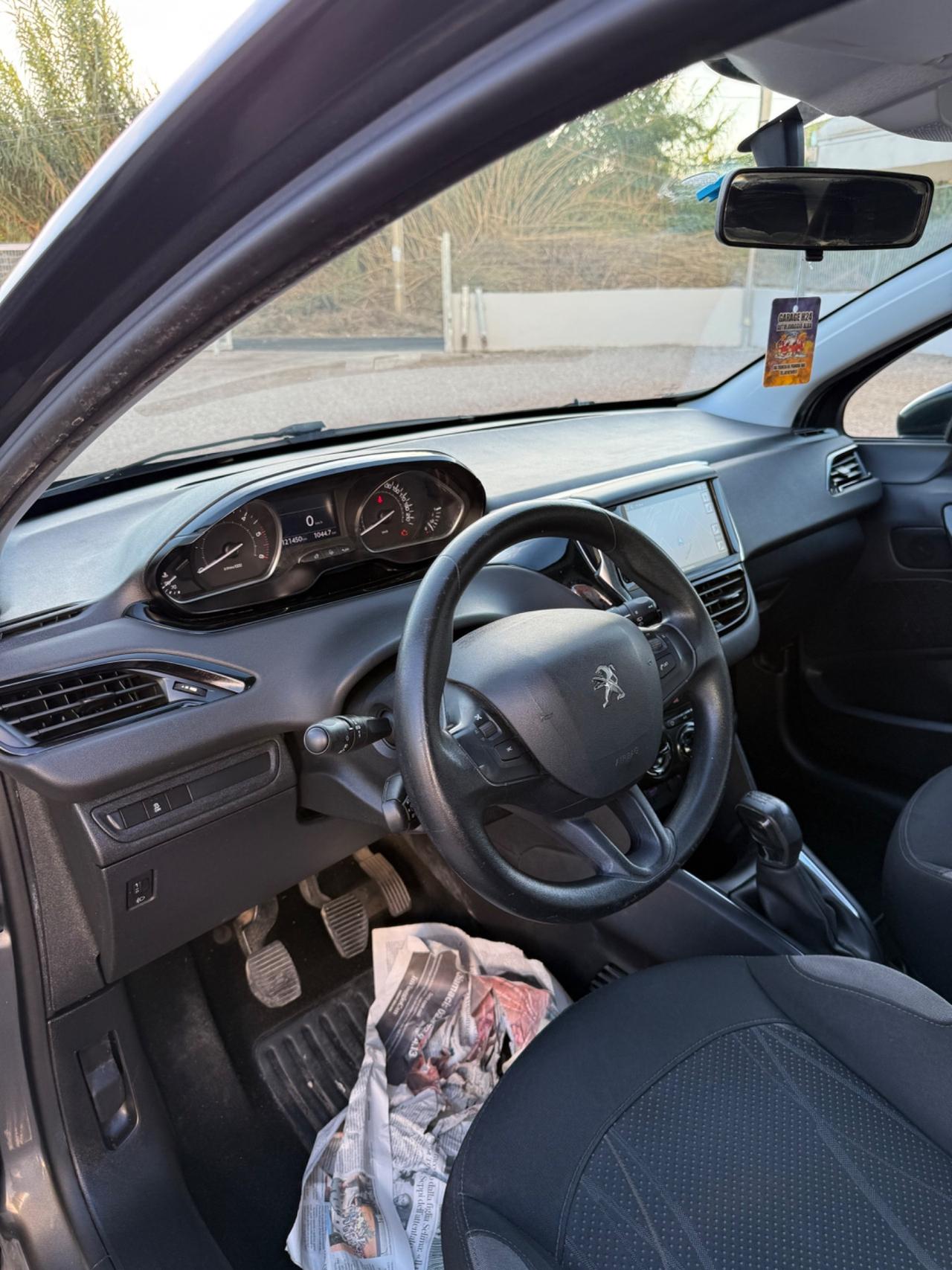 Peugeot 208 1.4 HDi 68 CV 5 porte Allure