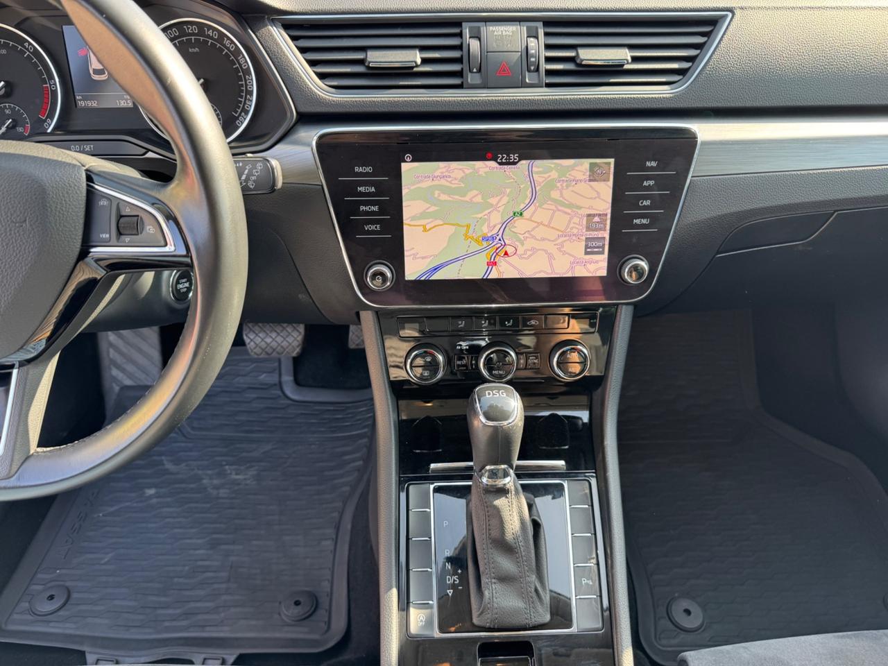 Skoda Superb 2.0 TDI 150 CV SCR DSG Wagon SportLine