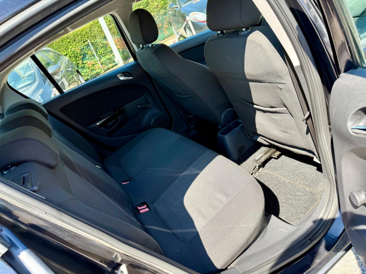 Opel Corsa 1.2 5 porte Ok Neopatentati