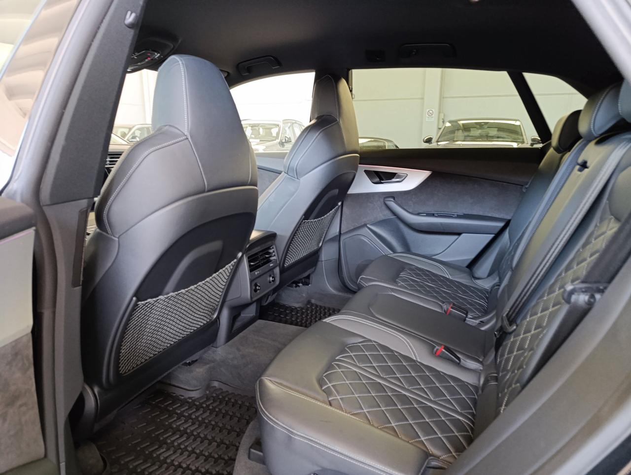 Audi Q8 55 3.0 tfsi mhev Sport quattro tiptronic