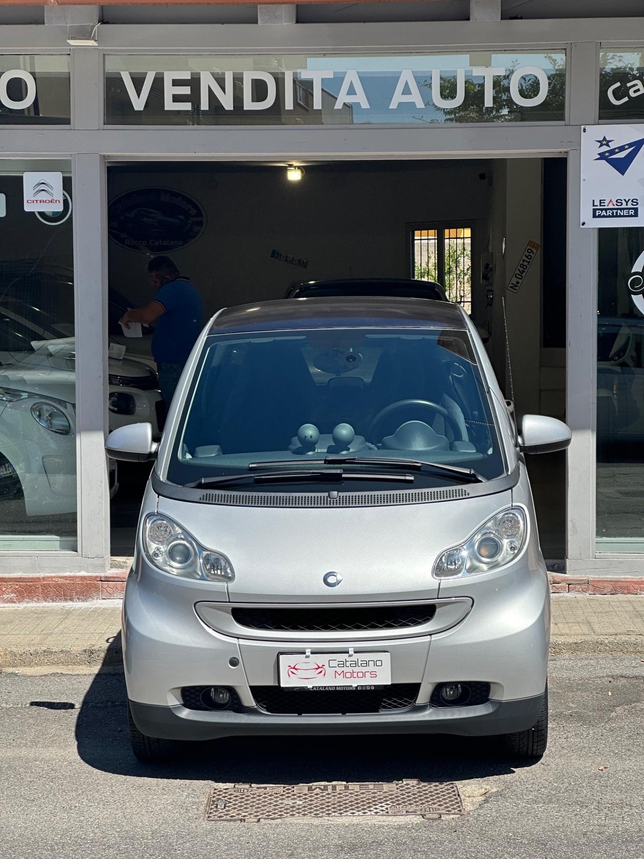 Smart ForTwo 1000 62 kW coupé passion