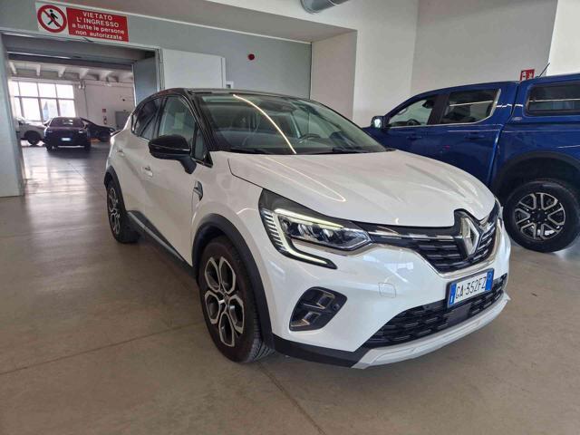RENAULT Captur TCe 130 CV EDC FAP Initiale Paris
