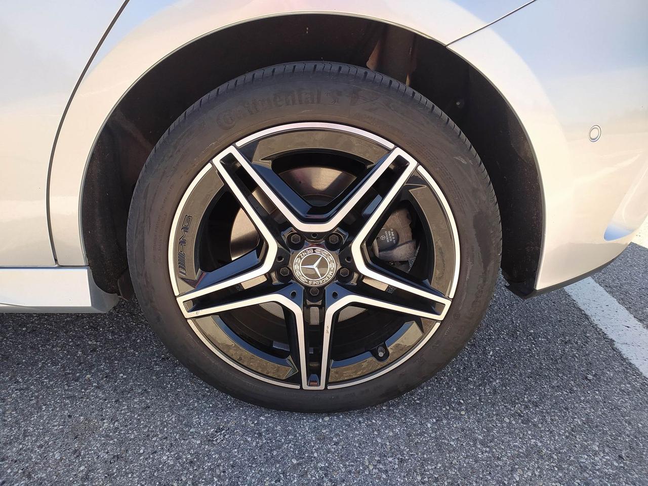 Mercedes-Benz EQA Premium A 250 E PHEV