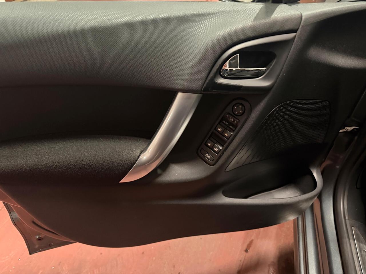 Citroen C3 1.4 Exclusive neopat