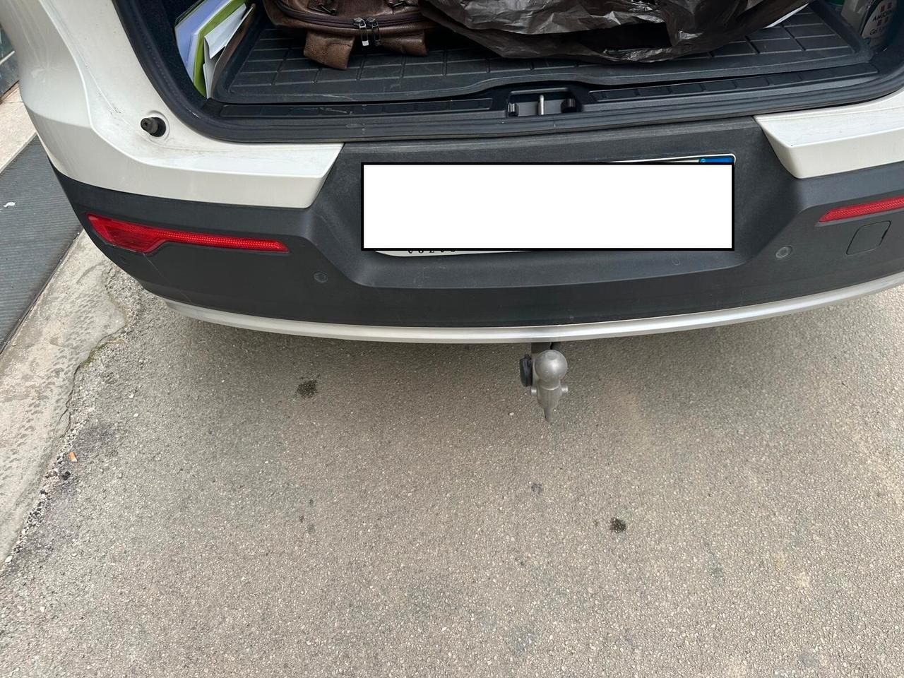 Volvo XC40 B4 2.0Mild Hybrid Core Full Opt. N1 gancio traino