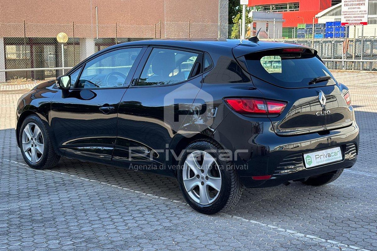 RENAULT Clio 1.2 75CV 5 porte Live